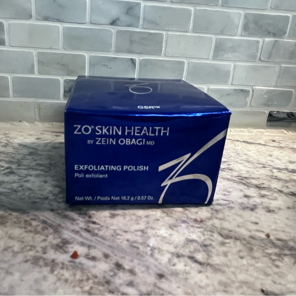 ZO Skin Health Exfoliating Polish - Blue and Silver - Picture 2 of 6